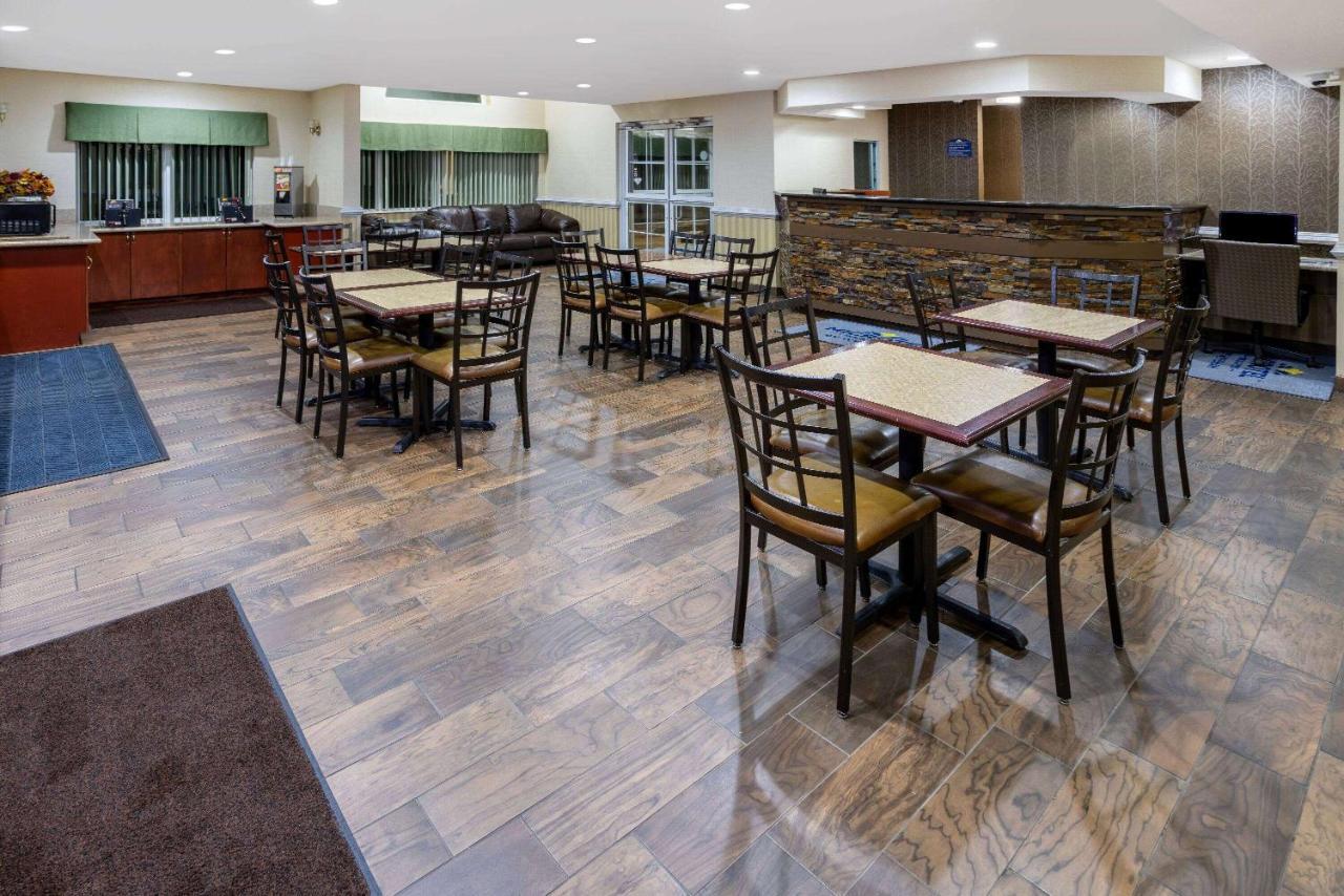Microtel Inn And Suites - Salisbury Exterior photo