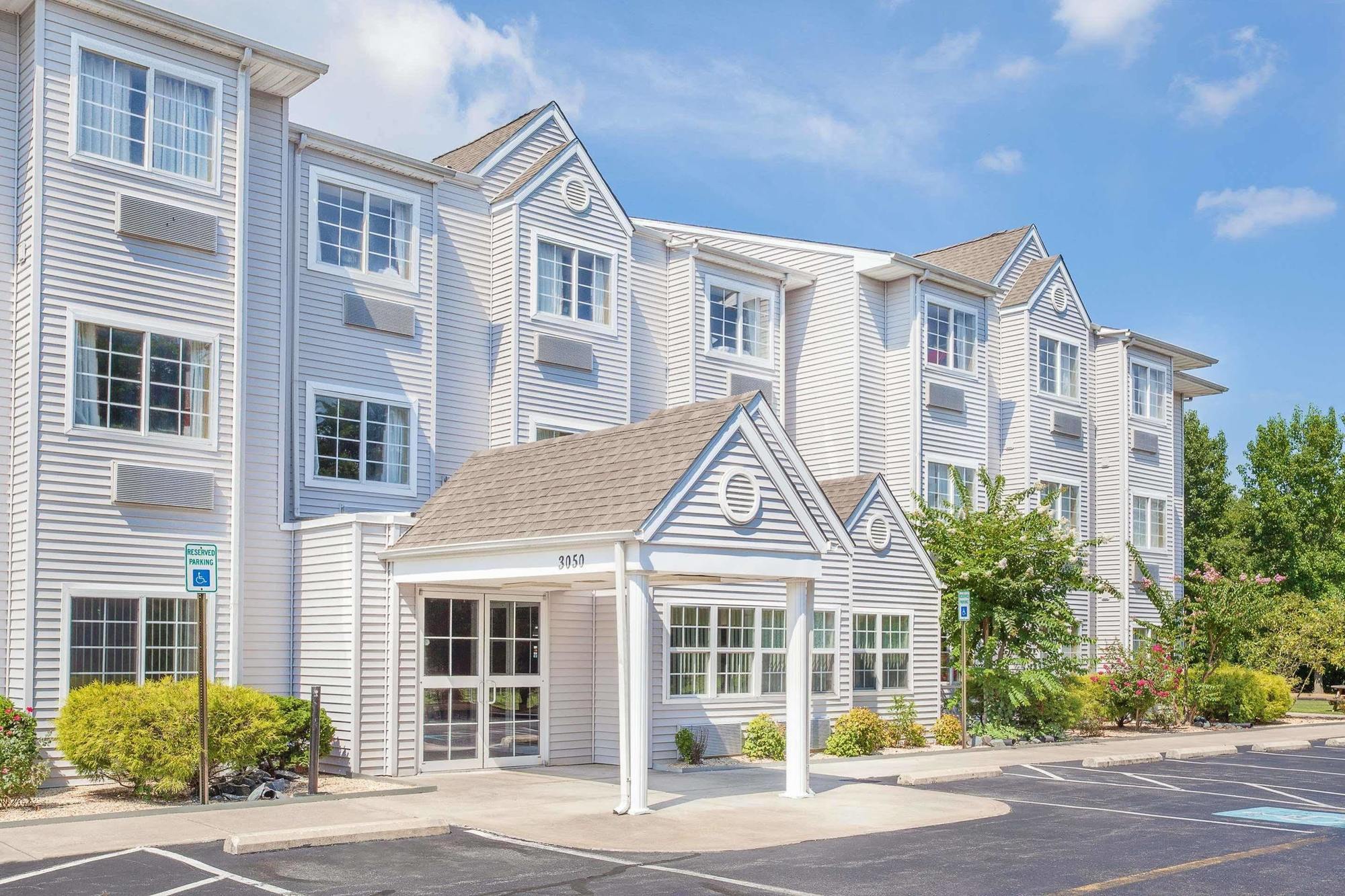 Microtel Inn And Suites - Salisbury Exterior photo