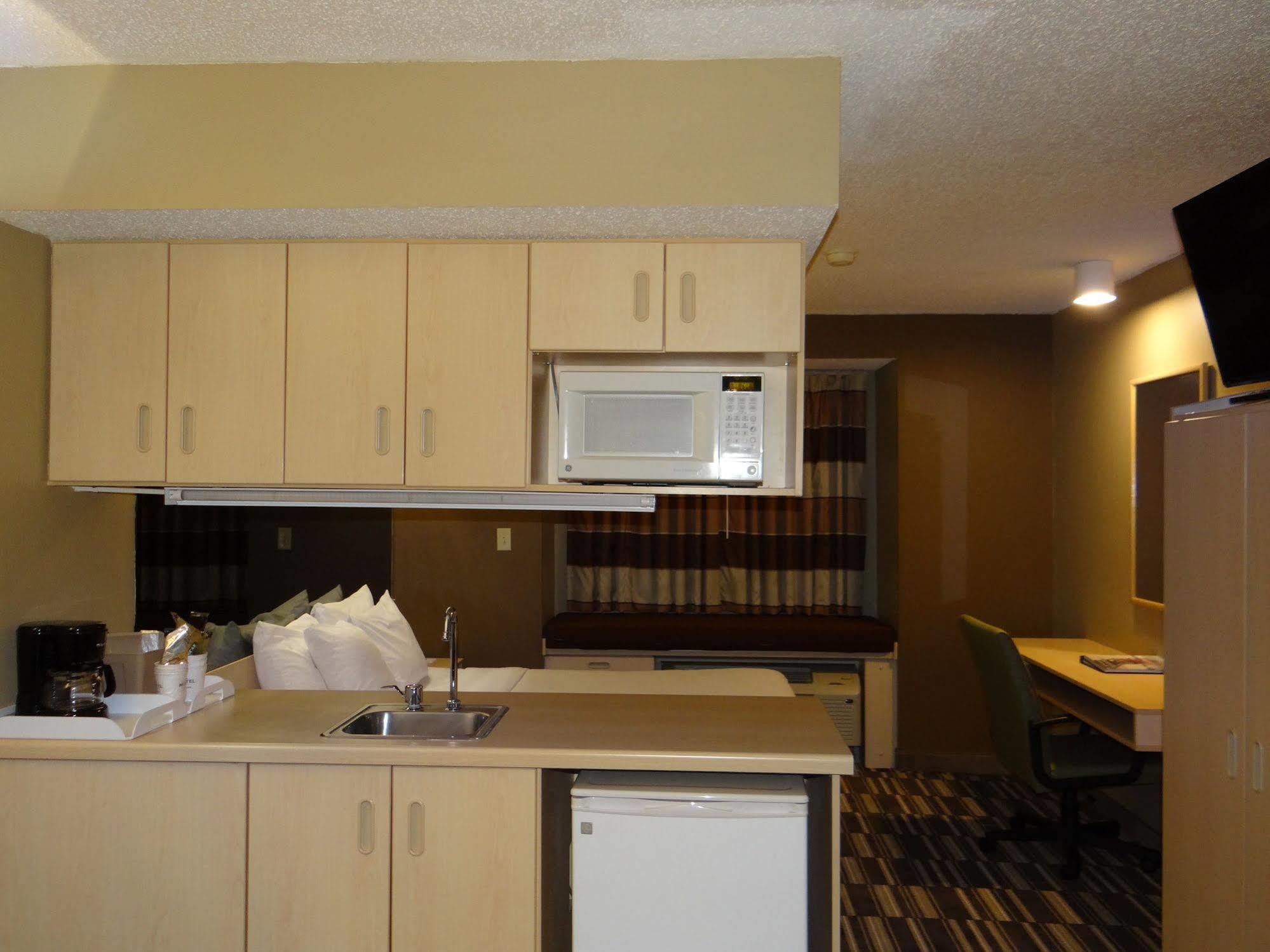 Microtel Inn And Suites - Salisbury Exterior photo